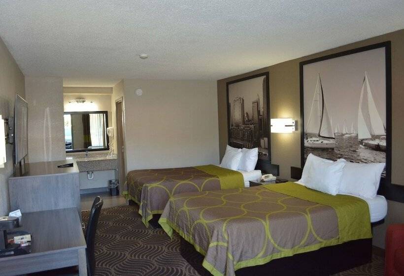 Номер Стандарт 2 Двуспальные Кровати, Super 8 By Wyndham Huntersville/charlotte Area