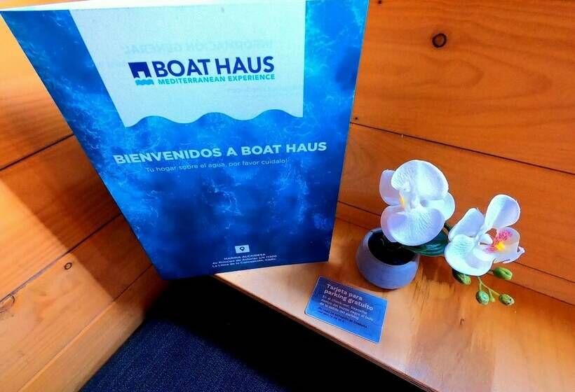 خانه 1 خوابه, Boat Haus Mediterranean Experience Alcaidesa  La Linea