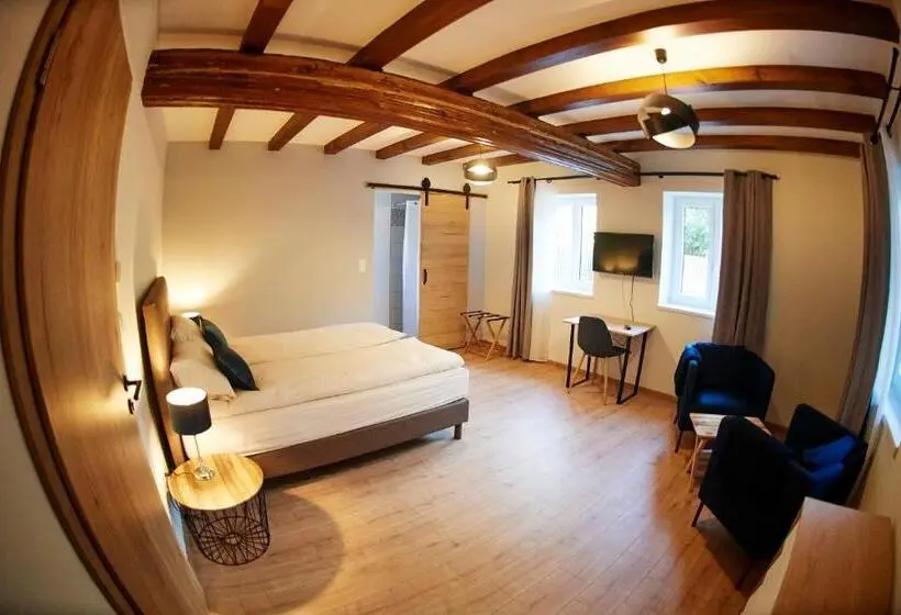 StandaardKamer, La Forge