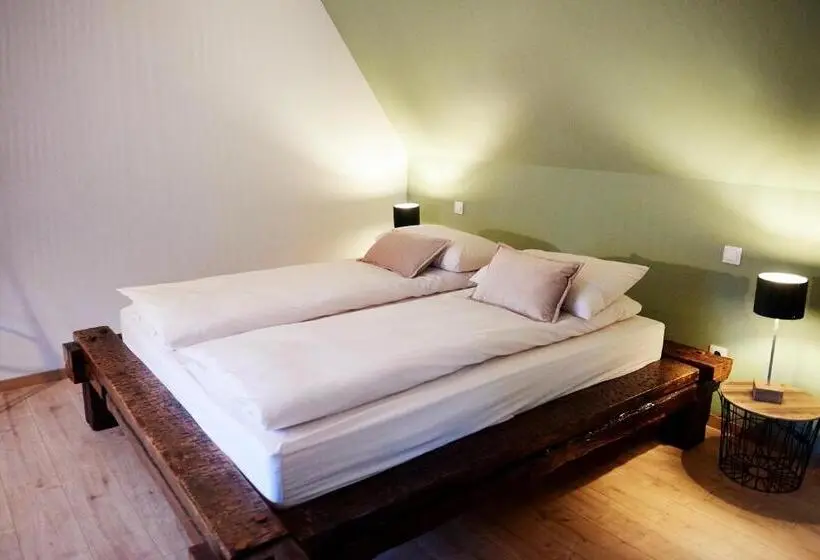 StandaardKamer, La Forge