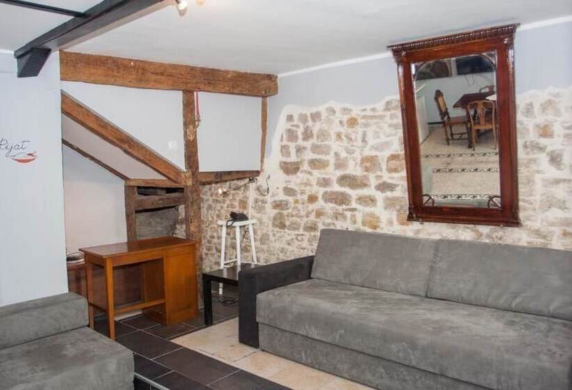 חדר סטודיו סטנדרד, Houses Of Motovun