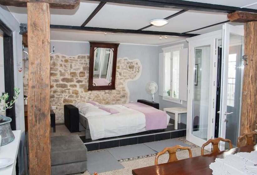 חדר סטודיו סטנדרד, Houses Of Motovun