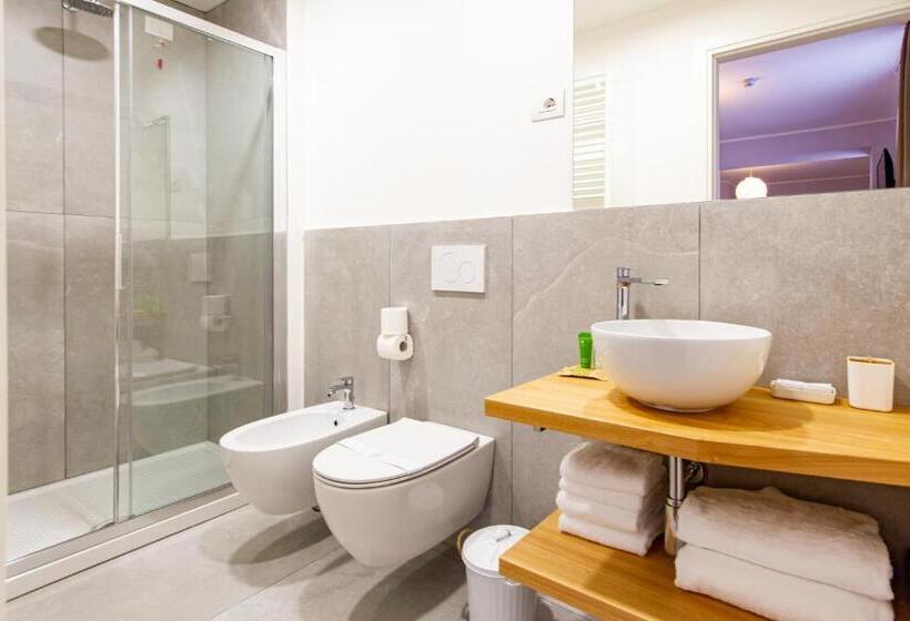 Chambre Standard Lit King Size, Albergo Del Duca