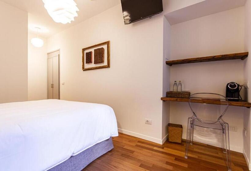 Chambre Standard Lit King Size, Albergo Del Duca