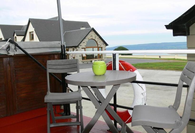 家庭套房, Templeview Lodge