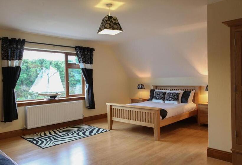 家庭套房, Templeview Lodge