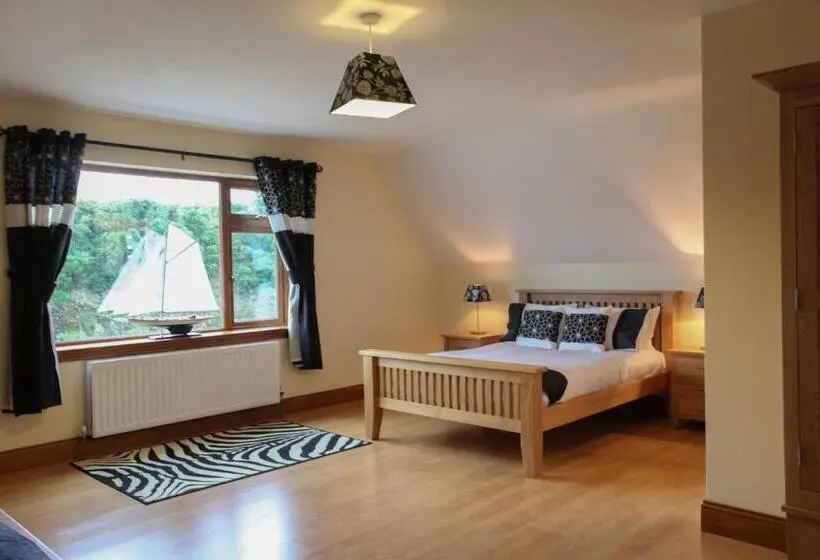 スイート（家族用）, Templeview Lodge