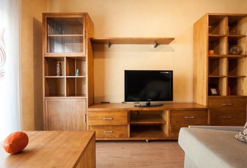 آپارتمان 3 خوابه, Apartamento Roquetas Center