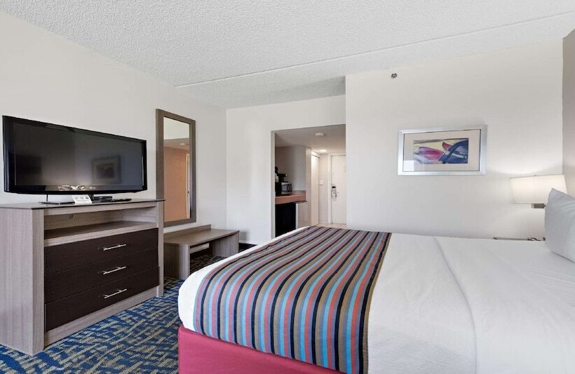Quarto Standard Cama Casal Vista Mar, Best Western Plus Holiday Sands Inn & Suites
