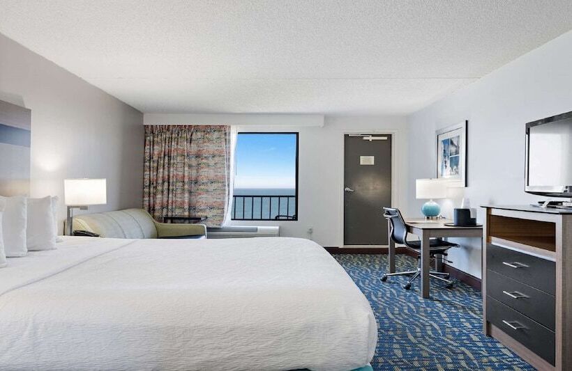 Quarto Standard Cama Casal Vista Mar, Best Western Plus Holiday Sands Inn & Suites