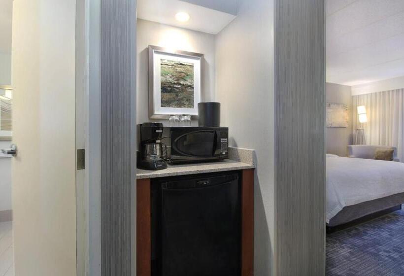 带大床的标准间, Courtyard Hartford Cromwell