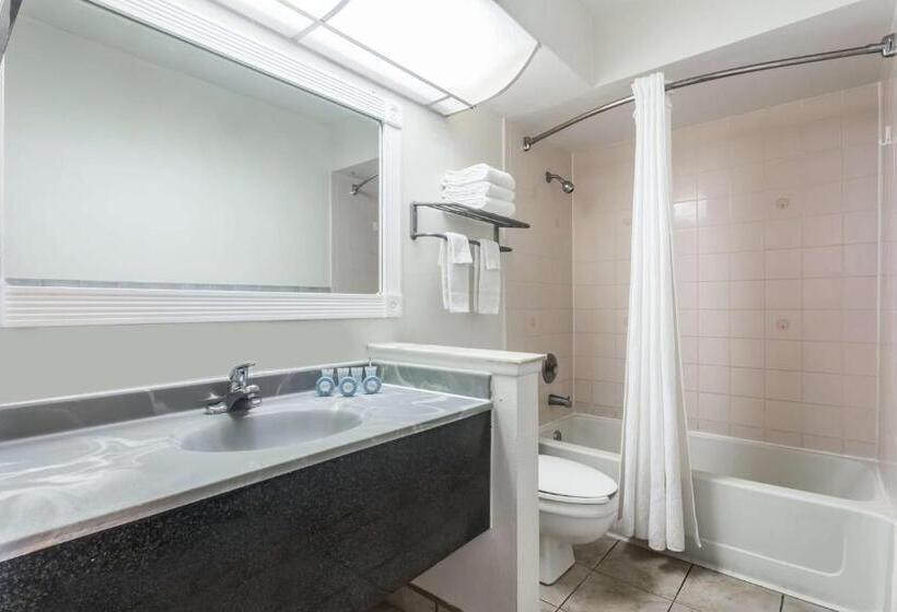 جناح سرير كينج, Days Inn & Suites By Wyndham Port Richey