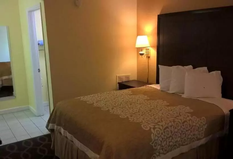 スタンダードルーム, Days Inn & Suites By Wyndham Port Richey