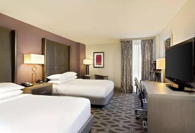 ２ダブルベッドのスタンダードルーム, Doubletree By Hilton Hotel Orlando East   Ucf Area