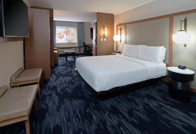 Suite Queen Bed, Fairfield By Marriott Inn & Suites Seattle Seatac Airport