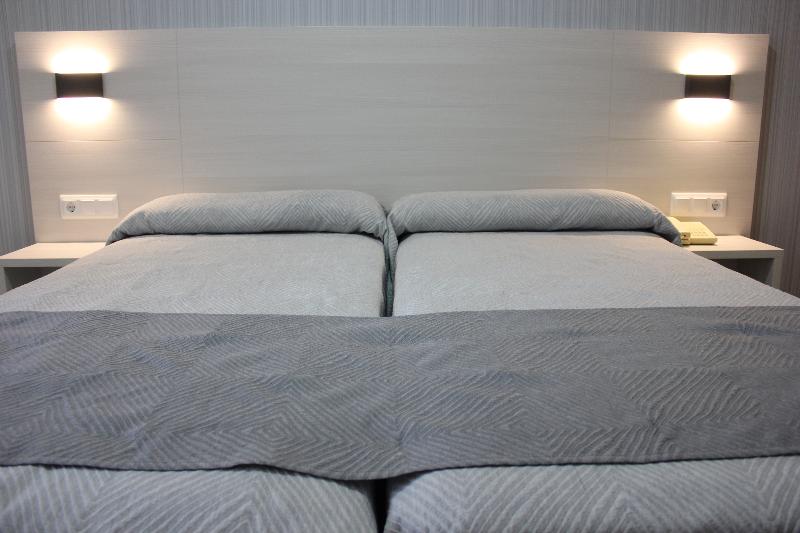 חדר סטנדרט עם מיטת קינג, Fairfield By Marriott Inn & Suites Seattle Seatac Airport