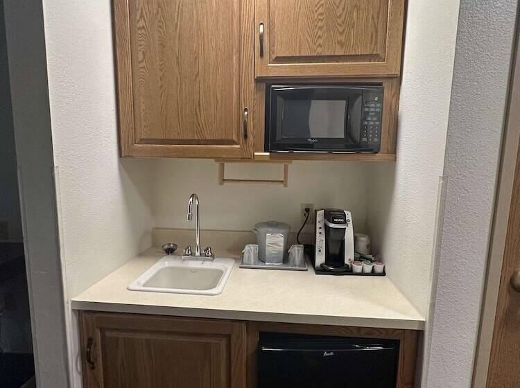 جناح لذوى الاحتياجات الخاصة, Surestay Plus By Best Western Fremont I 69