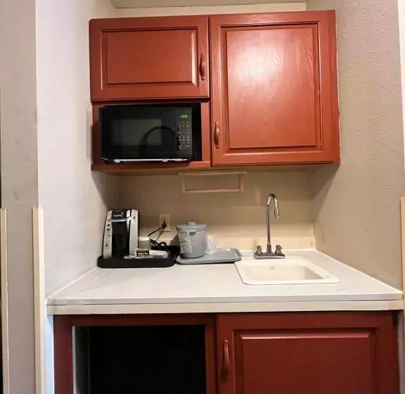 Suite Cama King, Surestay Plus By Best Western Fremont I 69