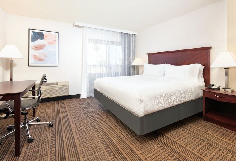 Люкс, Holiday Inn & Suites Santa Maria, An Ihg