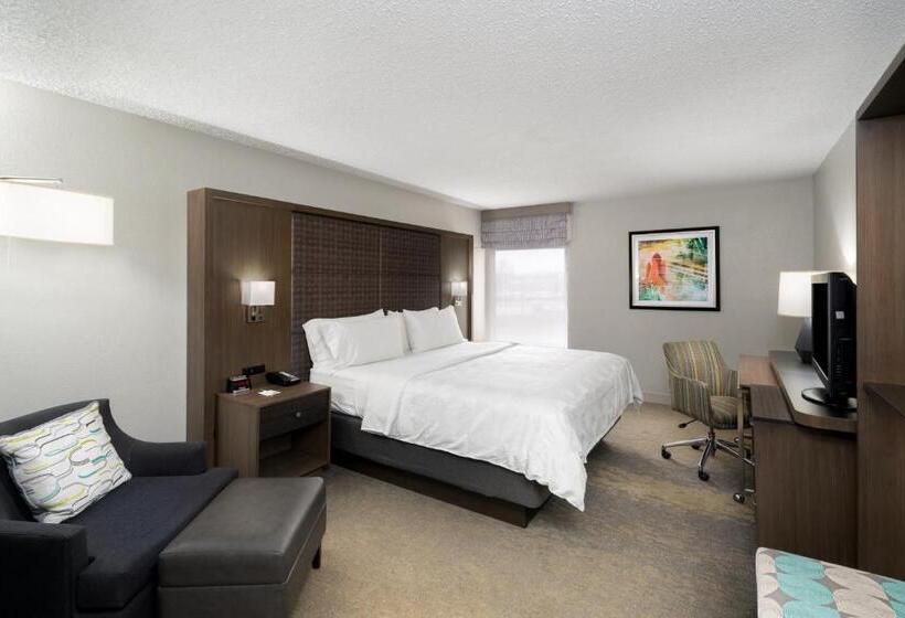 适合残疾人士使用的带超级大床的标准间, Holiday Inn Huntsville   Research Park, An Ihg