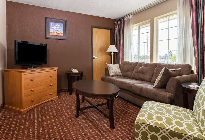 스위트 킹사이즈 침대, Ramada By Wyndham Portland