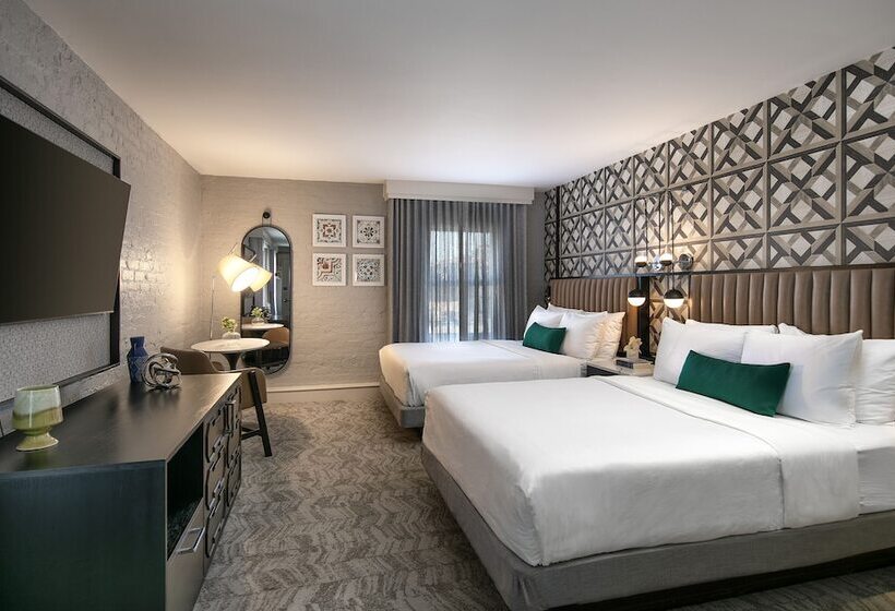 غرفه قياسيه سريرين مزدوجين, Virginia Santa Barbara, Tapestry Collection By Hilton