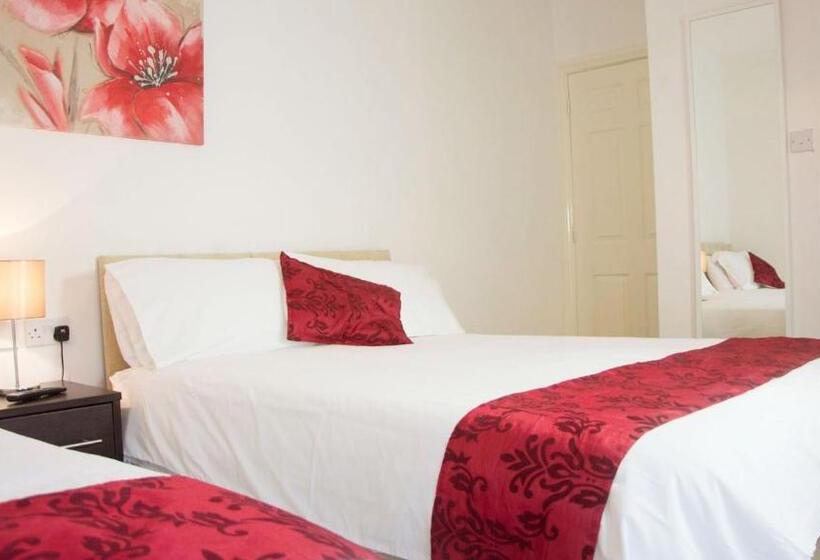 غرفة قياسية ثلاثية, Walsh's Bridge Inn