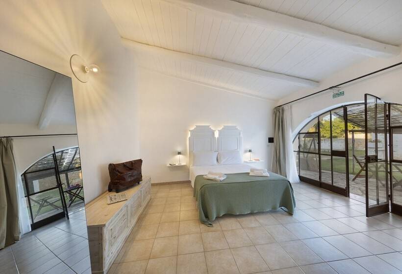 غرفة عائلية, Masseria Zanzara