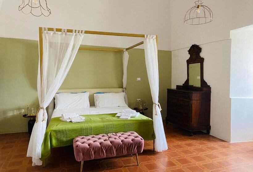 Номер Deluxe с Террасой, Masseria Zanzara
