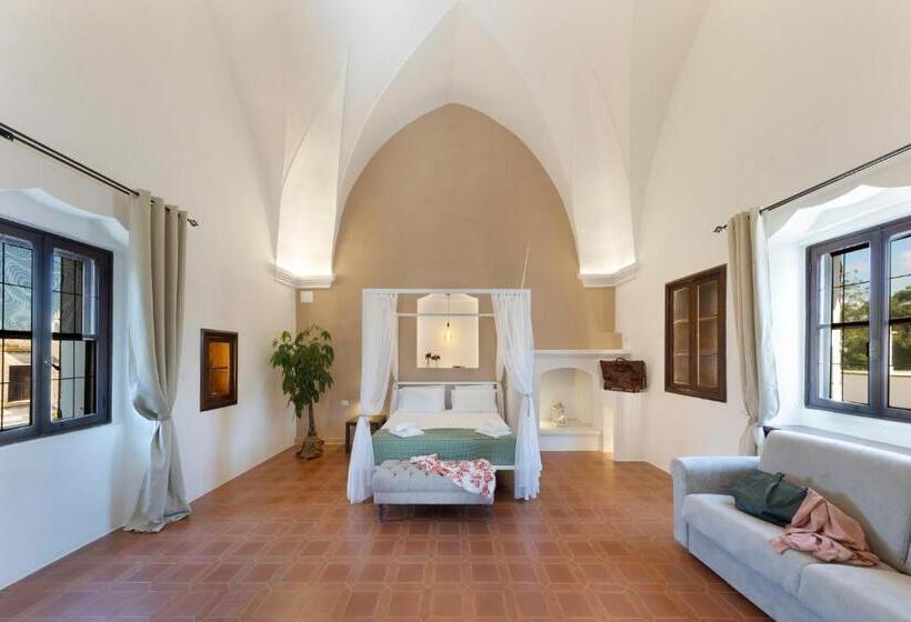 Номер Deluxe с Террасой, Masseria Zanzara