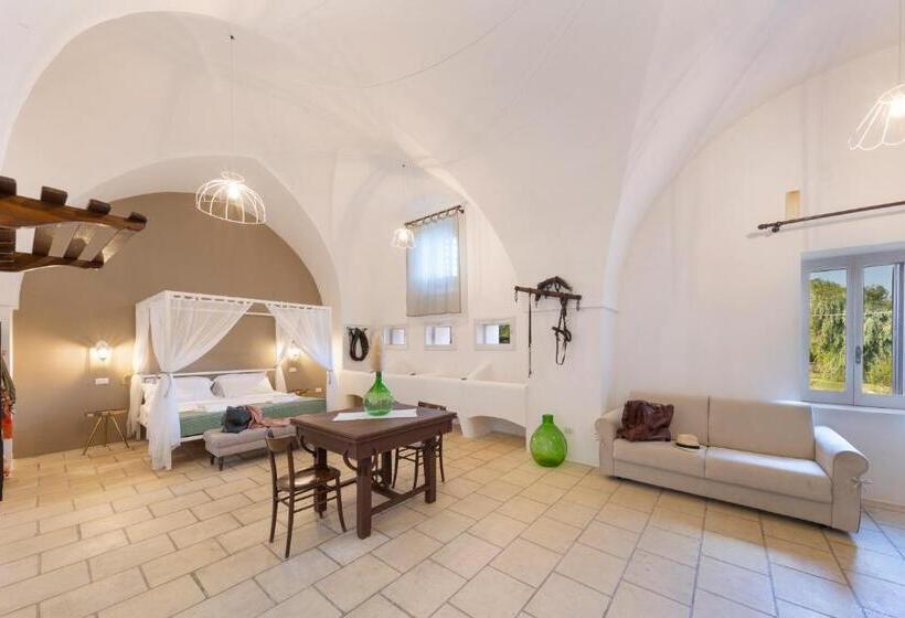 جناح جونيور ديلوكس, Masseria Zanzara