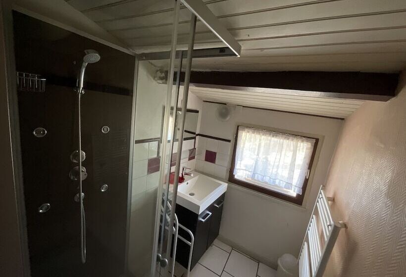 Номер Стандарт Совместная Ванная, Chambres, Table D Hotes Et Gites Les Mesanges