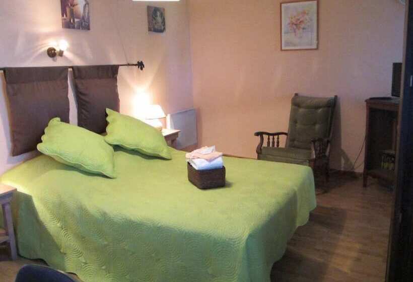 Номер Стандарт Совместная Ванная, Chambres, Table D Hotes Et Gites Les Mesanges