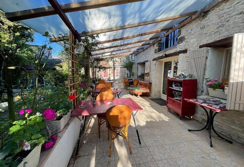 Люкс, Chambres, Table D Hotes Et Gites Les Mesanges