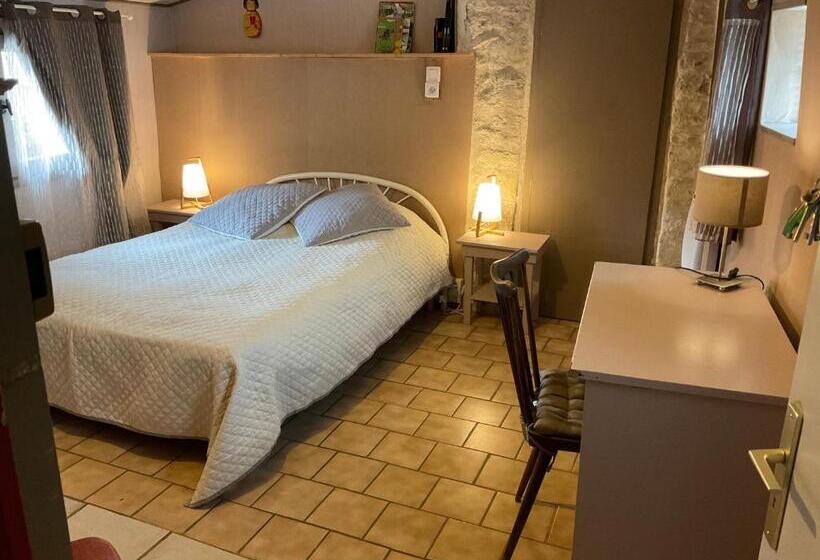 Люкс, Chambres, Table D Hotes Et Gites Les Mesanges