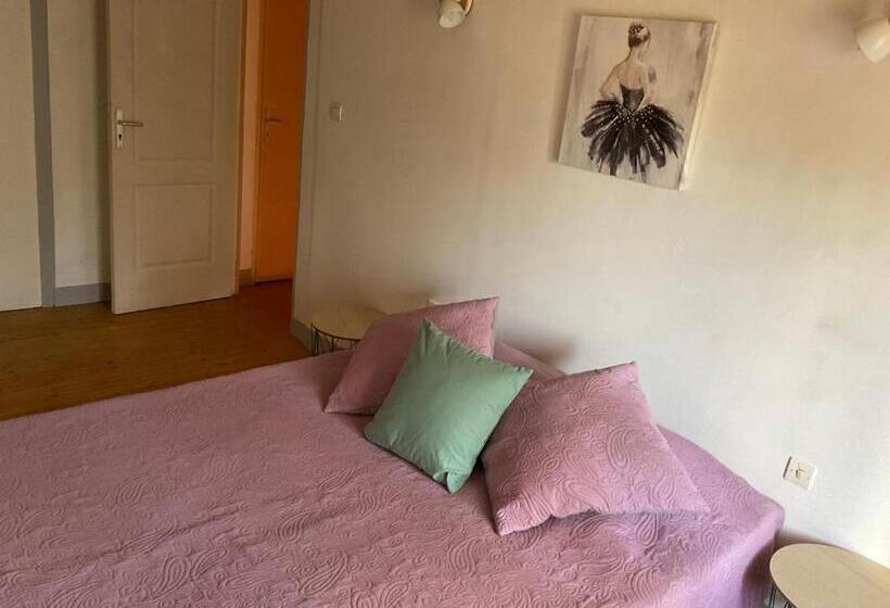 Вилла Superior 1 Спальня, Chambres, Table D Hotes Et Gites Les Mesanges