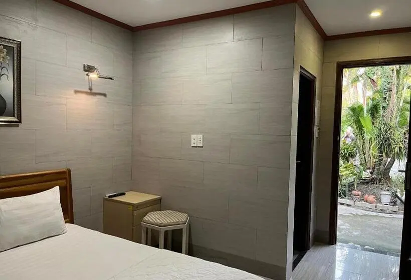 اتاق استاندارد, Khang Bảo Viên