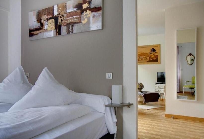 جناح مزوَّد بشرفة, L Etape 9