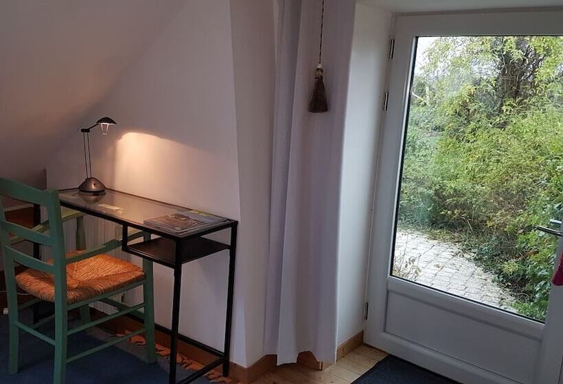 Номер Стандартный с Видом, Au Moulin Géant