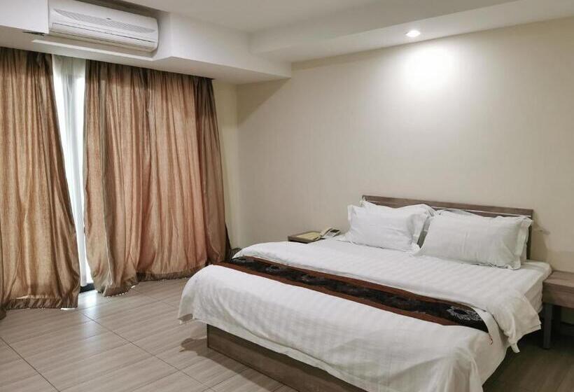 اتاق لوکس با تخت بزرگ, Melang Inn