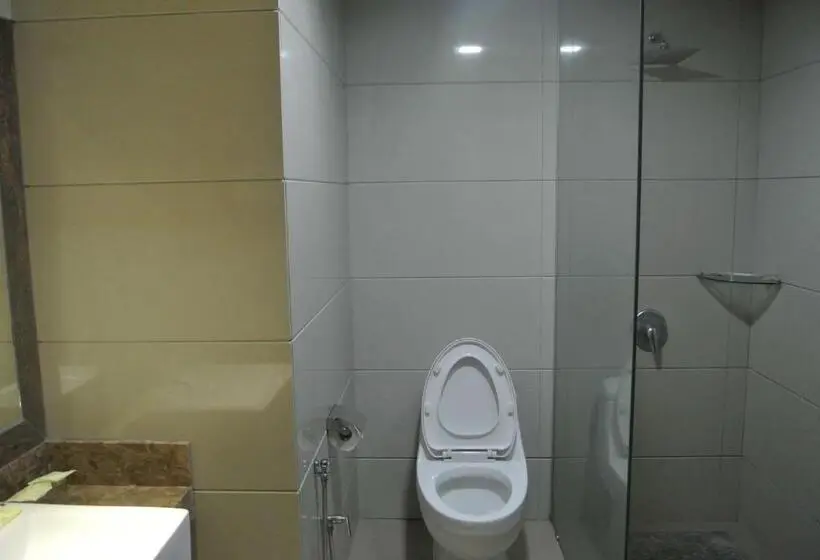 اتاق لوکس خانوادگی, Melang Inn