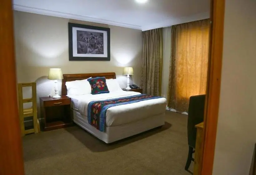 اتاق لوکس یک تخته, Malkia Trees Lodge