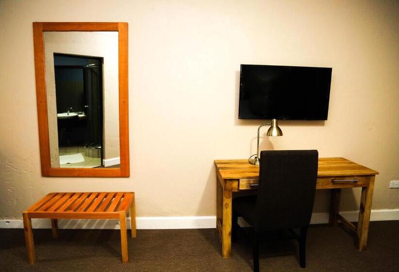 اتاق لوکس یک تخته, Malkia Trees Lodge