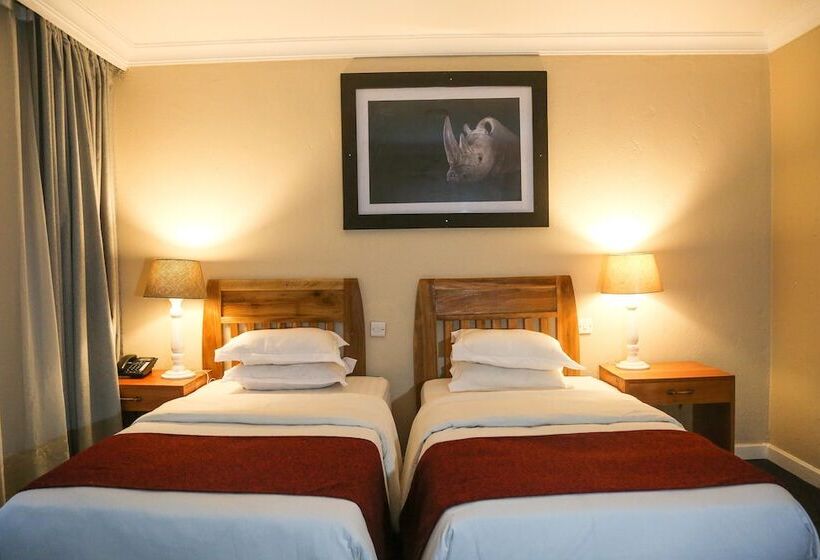 Трехместный Номер Deluxe, Malkia Trees Lodge