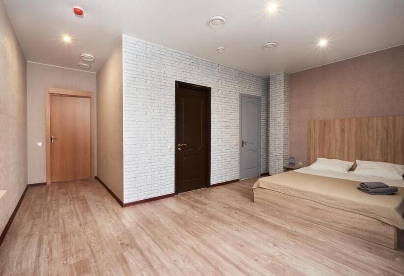 Семейный Номер, La Mari Hotel Sheremetyevo