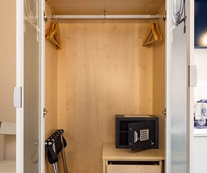 Номер Стандарт, Ur Alde