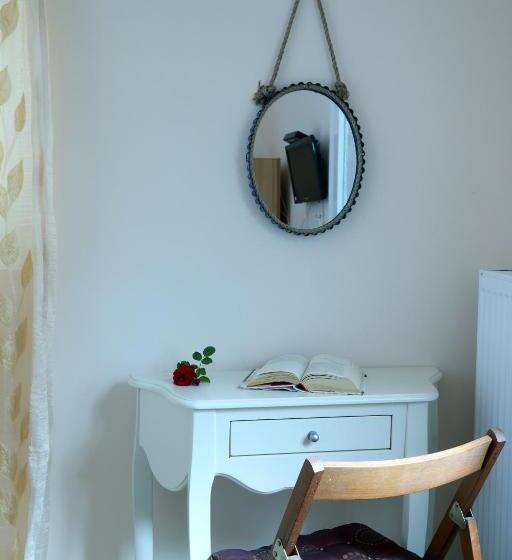 标准工作室, Apartments Avra