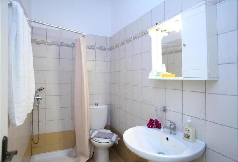 带1个卧室的高级公寓, Apartments Avra