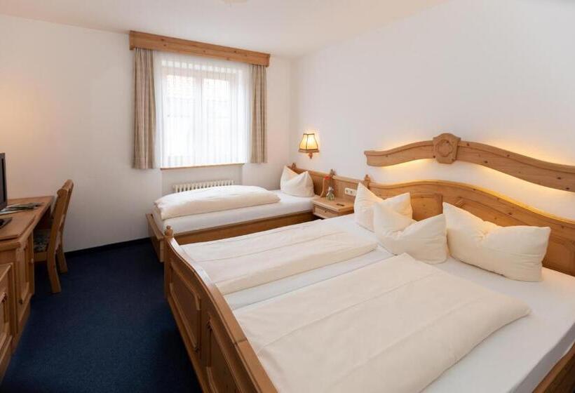 חדר סטנדרט לשלושה, Landgasthof Schöntag