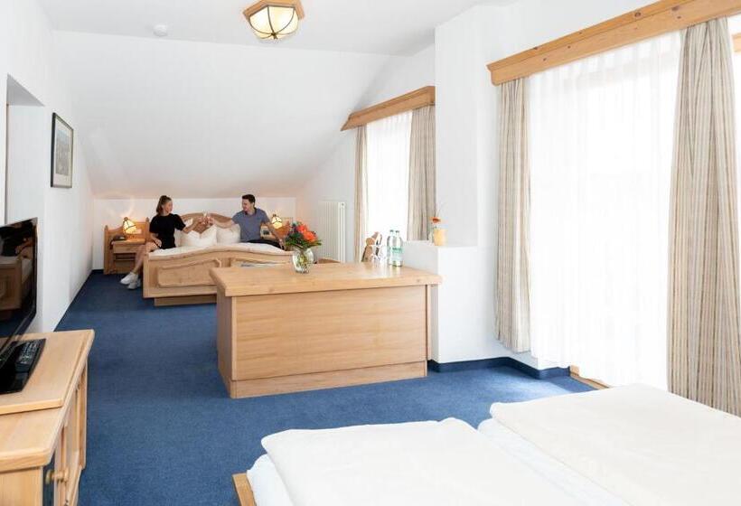 חדר משפחתי, Landgasthof Schöntag